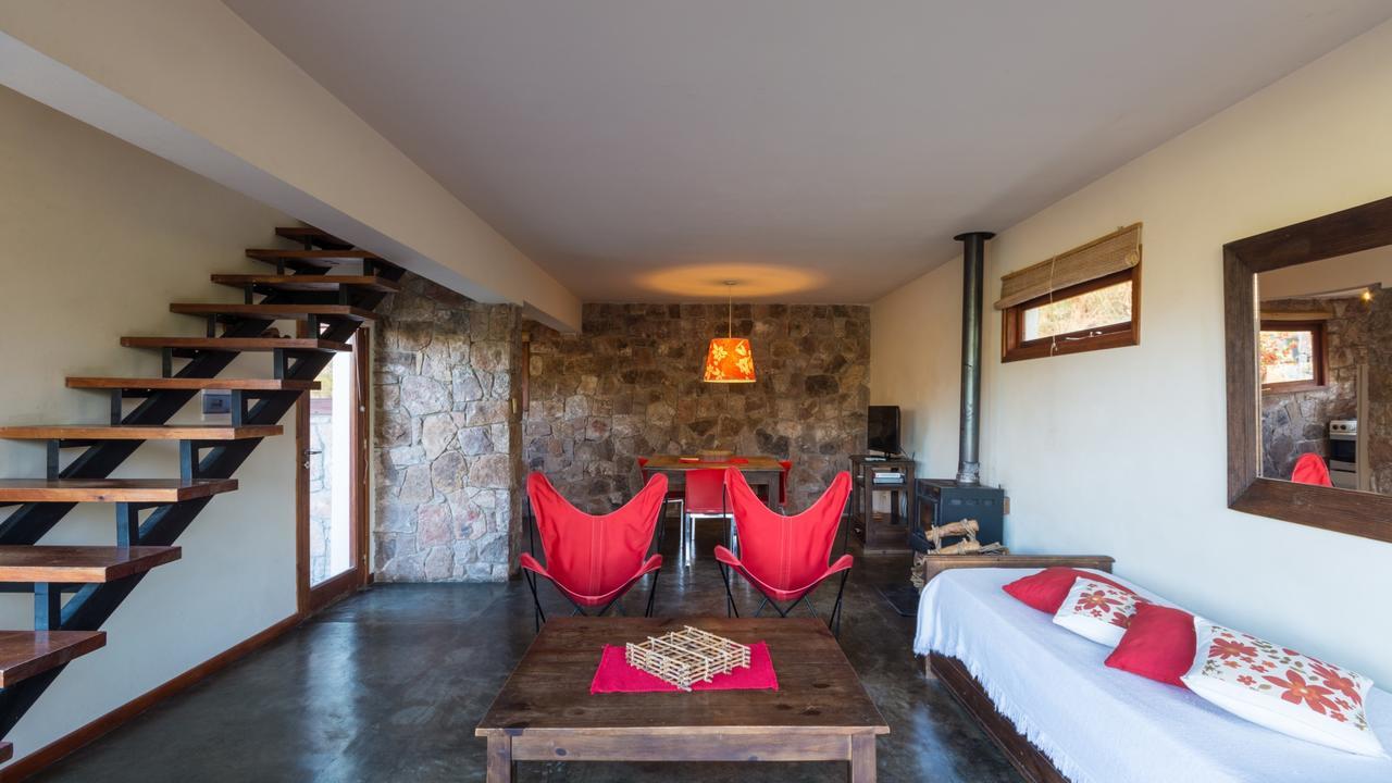 Отель La Lomada Cabanas Капилья-дель-Монте Экстерьер фото