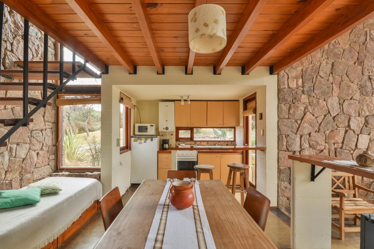 Отель La Lomada Cabanas Капилья-дель-Монте Экстерьер фото